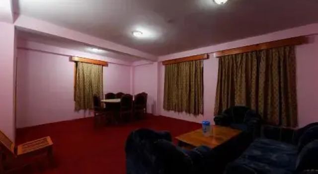 Abode Home Cool & Homely Place, Забронировать Отель Отели Манали с завтраком, Завтраки