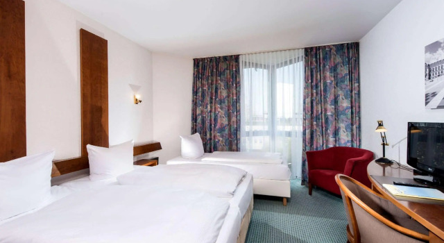 Трёхместный номер Standard Days Inn Leipzig Messe