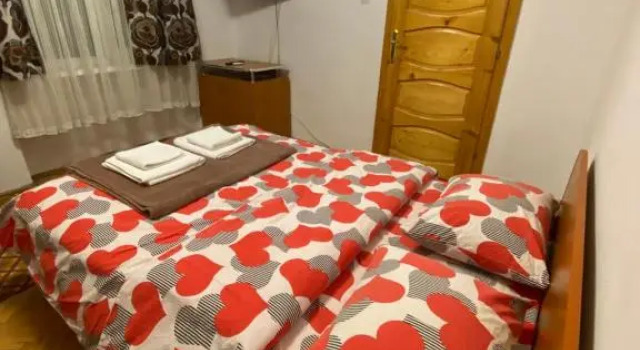 Linen Tree Apartment, Забронировать Апартаменты/квартира Апартаменты Караш-Северина, Апартаменты/квартира