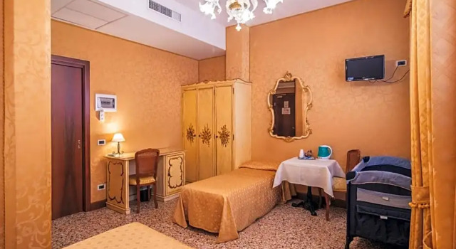 Номер Comfort Hotel Al Malcanton