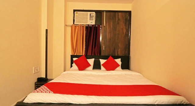 OYO 44941 Athiti Residency