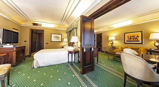 Двухместный люкс Presidential River Chateau Hotel