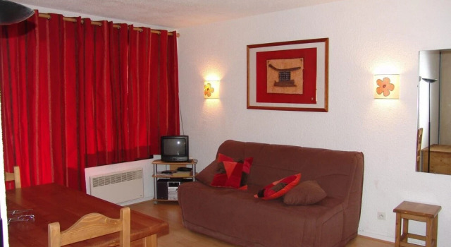 2 Rooms 4 People 3 Exposed South-West, Забронировать Отель Отели Валуар 3 звезды, рядом с Горнолыжный курорт Валуар, 3*