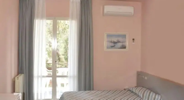 Номер Comfort Eden Park Hotel