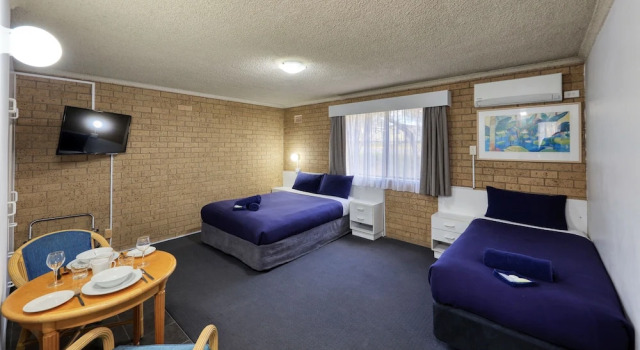 Номер Standard с 2 комнатами Hamilton Hume Motor Inn