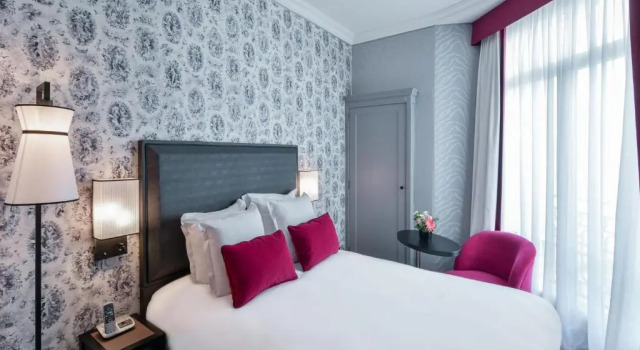 Одноместный номер Maison Astor Paris, Curio Collection by Hilton