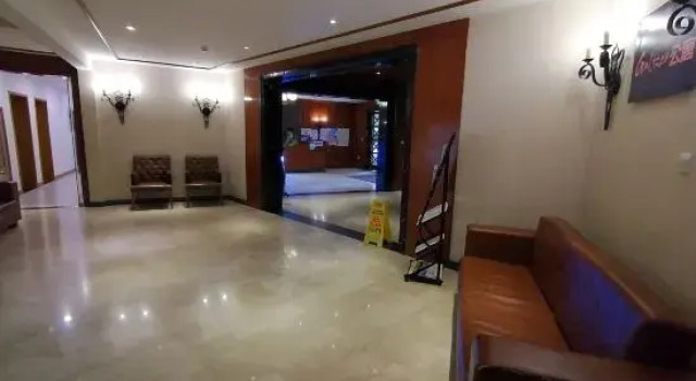 Songming Yujian Resort Hotel, Rezerwuj Ośrodek wypoczynkowy Hotele w Kunming z parkingiem, Parking