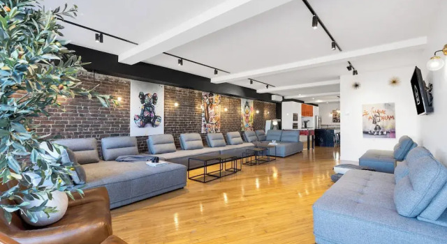 Liv MTL - Plaza, Rezervovat Hotel Montreal Quebec, poblíž Ubisoft