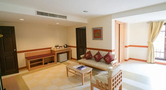 Полулюкс The Ecotel Bangkok