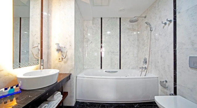 Одноместный полулюкс Azade Suites