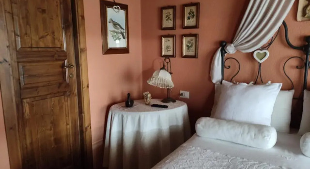 B&B Il Salice, Book Bed and Breakfast Veruno Piedmont