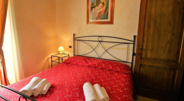 Farmhouse in Pupaggi With Pool, Terrace, Garden, Bicycles, Varaa Hotelli Sellano Umbria