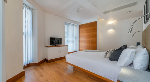 Люкс Comfort Tower Hill City Centre Luxury Apartments