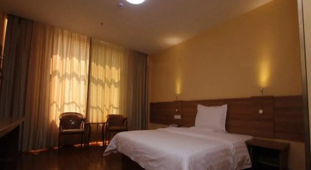 7Days Inn Liangshan Quanpu, Boek Hotel Liangshan Shandong