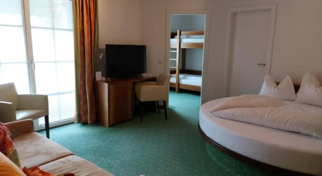 Полулюкс Hotel Stroblerhof