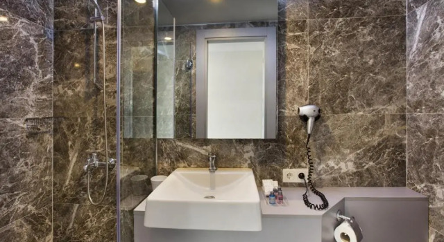 Двухместный номер Standard с балконом и с видом на море Gallery Residence & Hotel