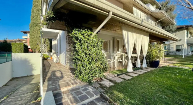 Your Studio Apartment in Sirmione, Забронировать Апартаменты/квартира Апартаменты Колумбария Сирмионе, Апартаменты/квартира