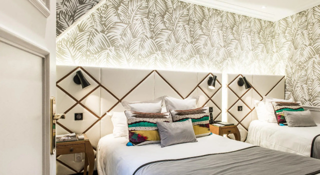 Трёхместный номер Superior Hôtel Jardin Le Bréa
