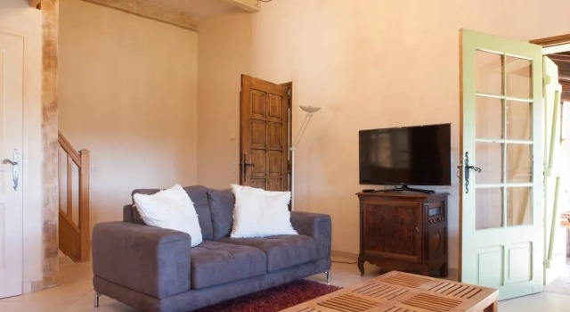 Villa la Mauvaise Herbe piscine jardin, Rezervasyon Villa Sophia Antipolis havuzlu oteller, Yüzme Havuzu