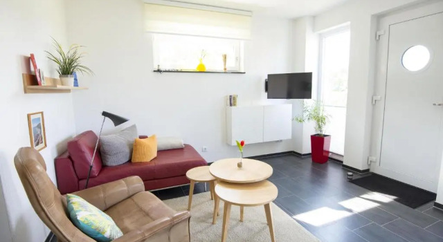 Апартаменты Haus Ostseeblick 1 FeWo Backbord Terrasse