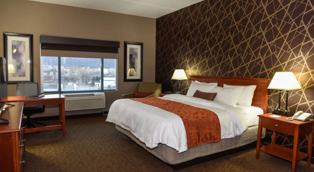 Wheeling Island Hotel-Casino-Racetrack, Book Hotel Hoteller i Wheeling med parkering, Parkering