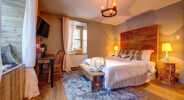 Auberge le Cosy Tremblant, Rezervovat Hostel Hostely v Mont Tremblant Region, Hostel
