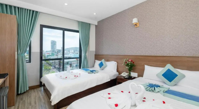 Четырёхместный номер Standard Hương Biển Hotel