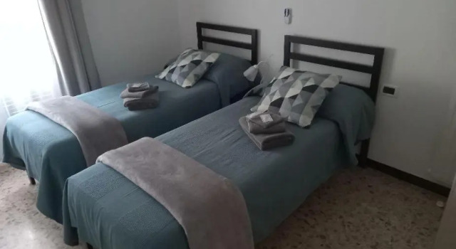 Dana'S House, Prenota Hotel Carasco Liguria