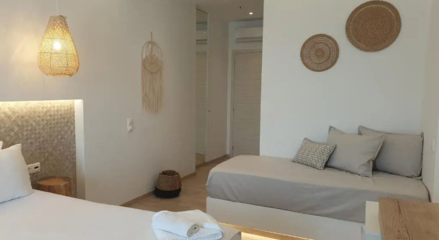 Трёхместный номер Standard Hotel Alexandra