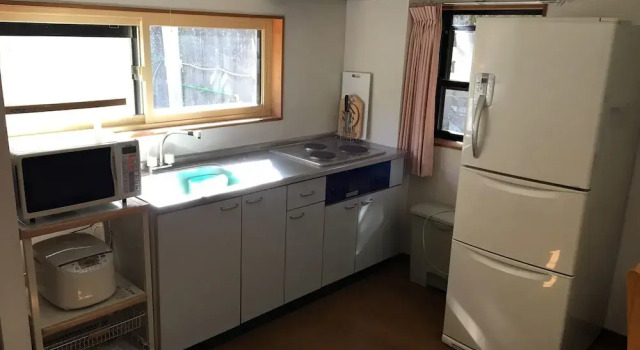Апартаменты Hakuba Canadian Lodge