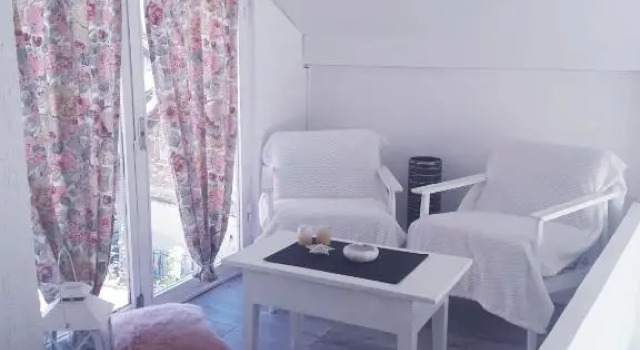 Люкс Apartmani Hub