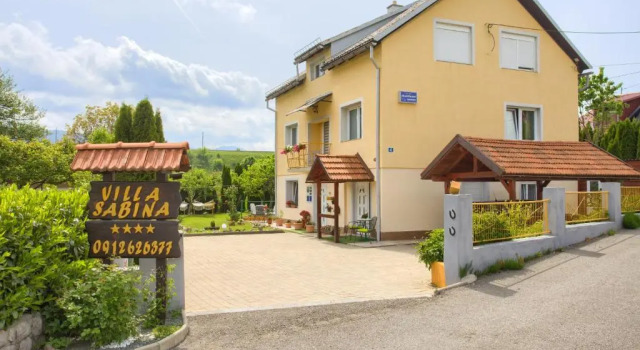 Апартаменты c 1 комнатой Apartmani Sabina