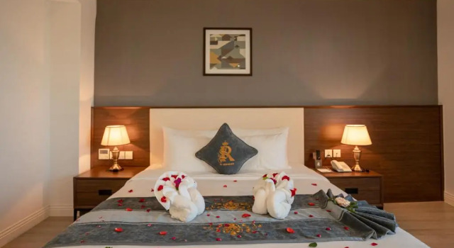 Полулюкс Rex Quang Binh Hotel