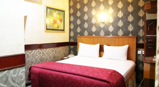 Hotel Menara Lexus, Rezerwuj Hotel Medan Sumatra
