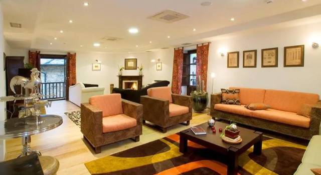 Hotel y apartamentos rurales LAnceo, Reserva ahora Hotel Cangas del Narcea 