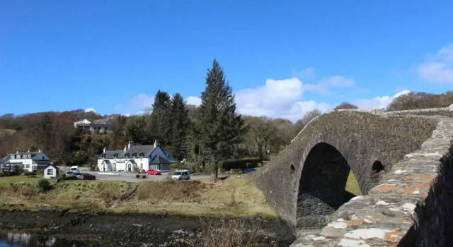 Tigh an Truish Inn