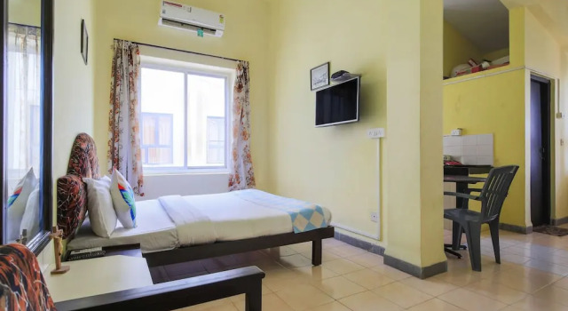 OYO 15110 Home Elegant Studio Calangute, Забронировать Апартаменты/квартира Апартаменты Калангут, рядом с Пляж Калангут, Апартаменты/квартира
