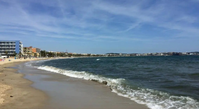 Апартаменты Apartamento Salou Playa Sol