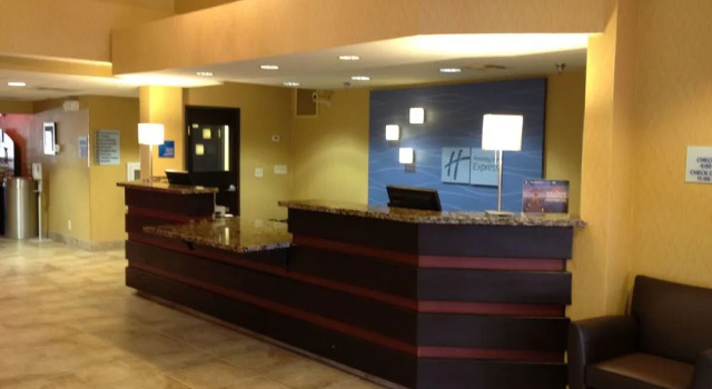 Comfort Inn & Suites At ASU
