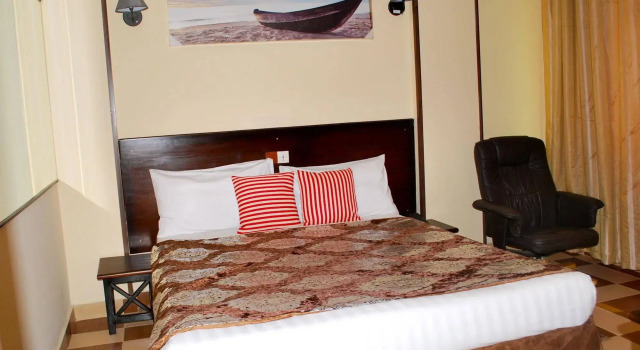 Yaahot, Buchen Sie Hotel Jaunde Mfoundi