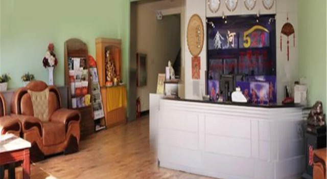 Chengde Xinhe 521 Theme Hotel, Book Hotel Hoteller i Chengde med parkering, Parkering