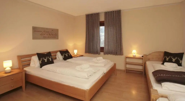 Chalet Edelweiss, Rezerwuj Chalet Hotele w Salzburg z parkingiem, Parking