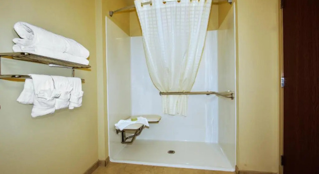 Номер Standard Cobblestone Inn & Suites - Corry