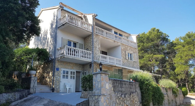 Apartments Villa Jelka sea view, Забронировать Апартаменты/квартира Апартаменты Врбоска, рядом с Частный Пляж «Виллы Эмма», Апартаменты/квартира