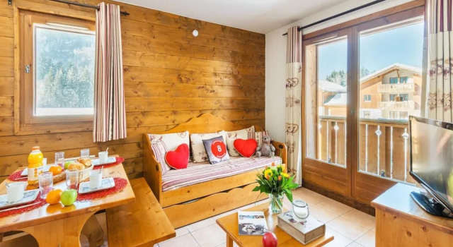 Samoens Village Apartment for 4