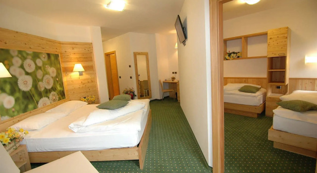 Kinderhotel Adriana, Забронировать Отель Отели Кончеи 4 звезды, 4*