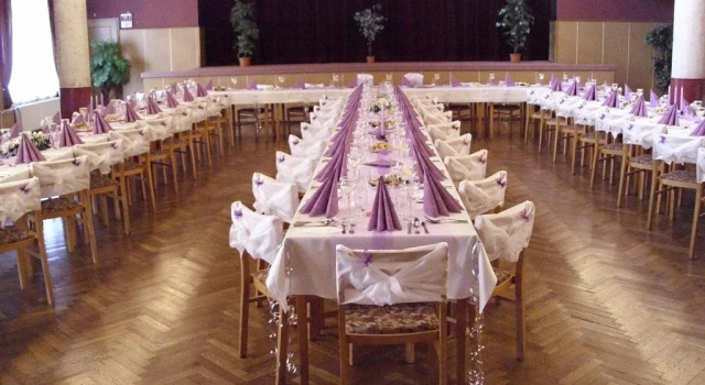 Hotel Morava Jevíčko, Забронировать Отель Евичко Haná