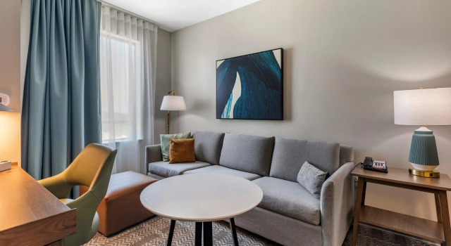Двухместный люкс c 1 комнатой Staybridge Suites Grand Prairie Near Epic Central by IHG