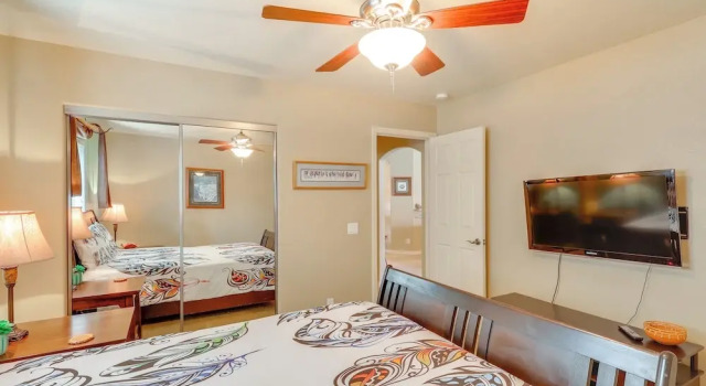 3 Mi to Lake Havasu! Retreat w/ Poolside Oasis