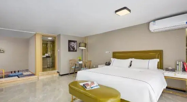 Люкс POCALEN International Apartments
